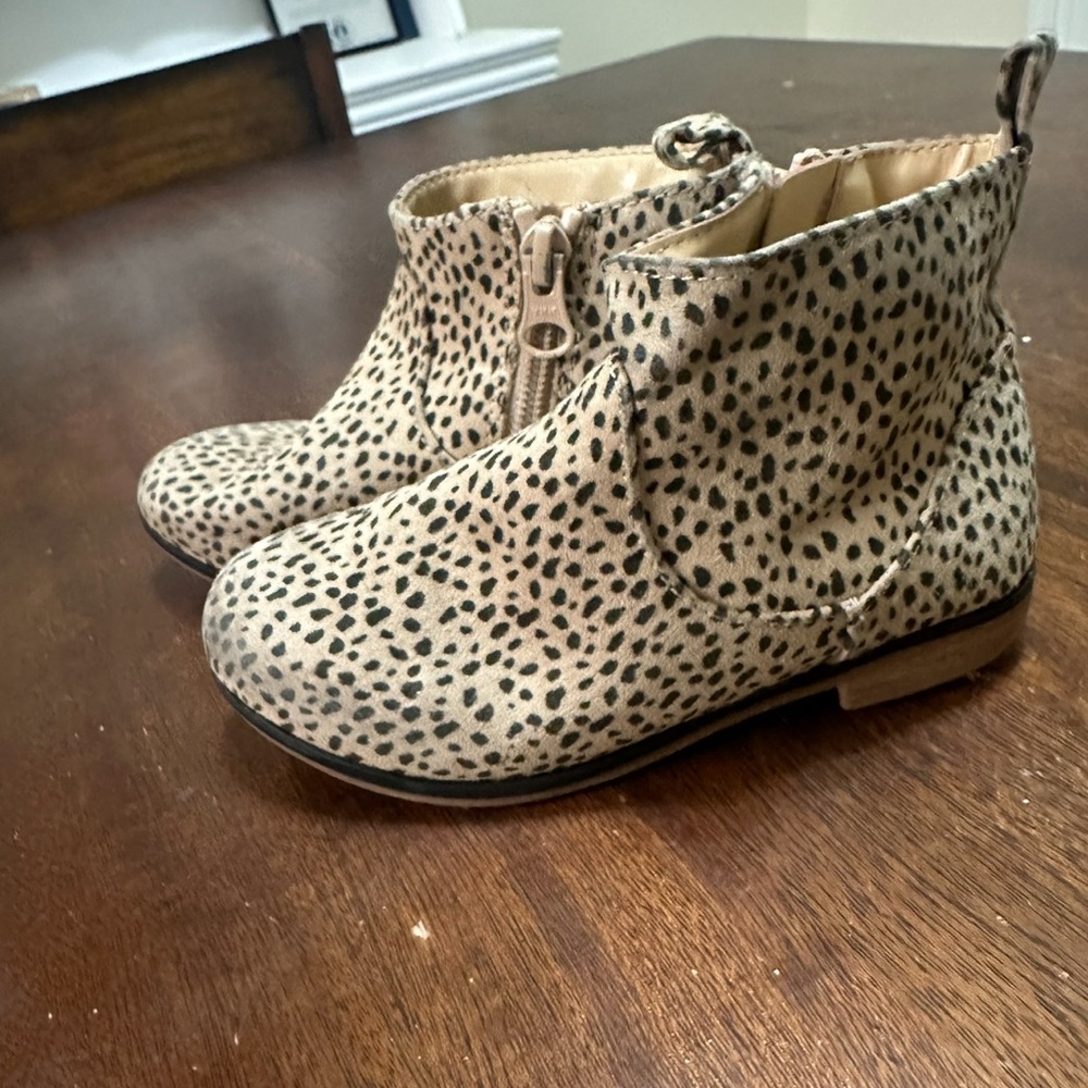Toddler Hirl Cheetah Booties / Boots